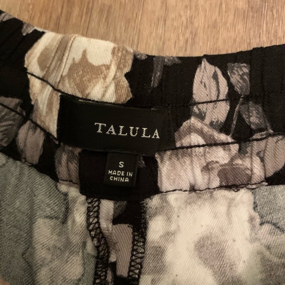 Talula floral dress pants - Picture 2 of 3